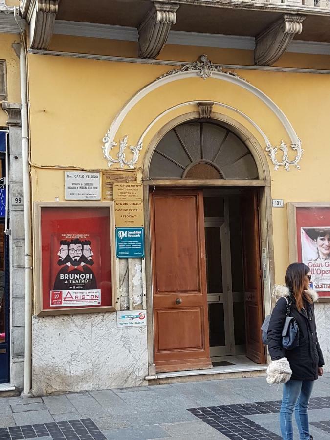 Appartamento Via Matteotti Sanremo Luaran gambar